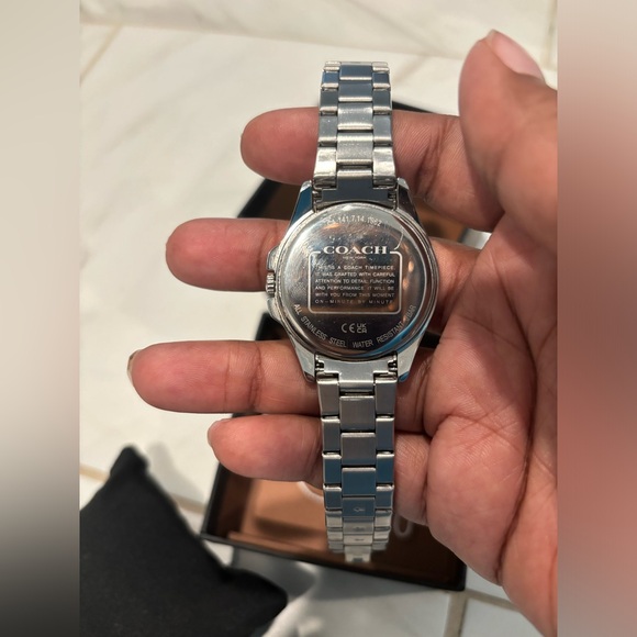π Authentic Coach Libby Watch - 37MM π - Picture 6 of 8